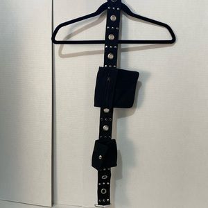 Belt size 31”  adjustable 2 pocket black